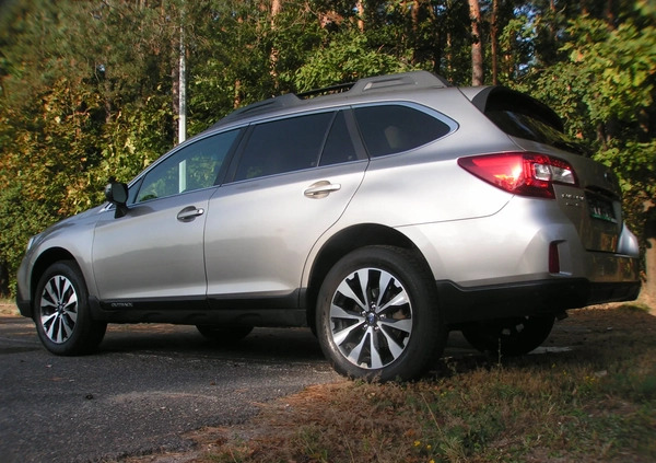 Subaru Outback cena 89000 przebieg: 96000, rok produkcji 2015 z Białystok małe 407